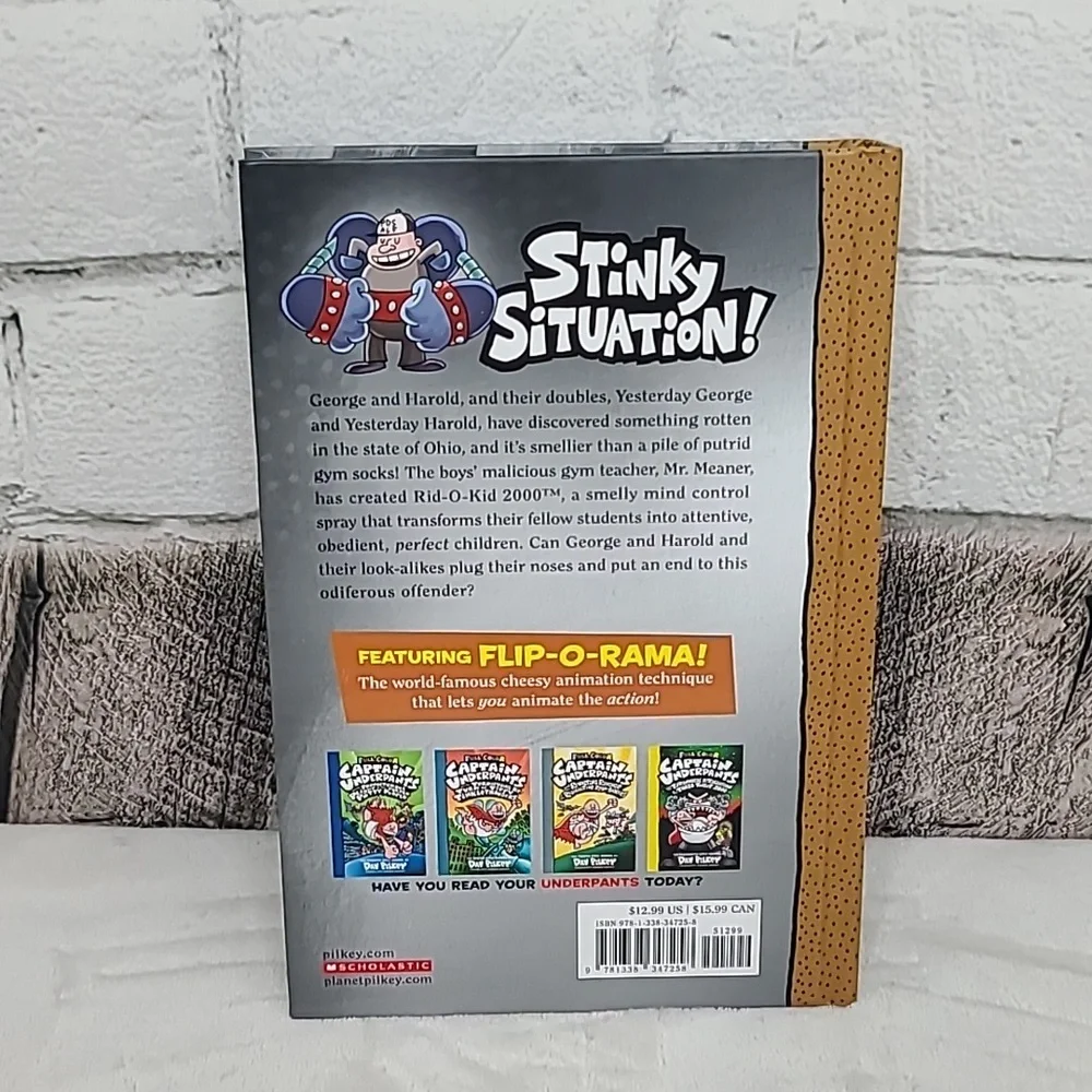 Kids/Children's Illustrated Captain Underpants and Dog Man Two Books Dav Pilkey